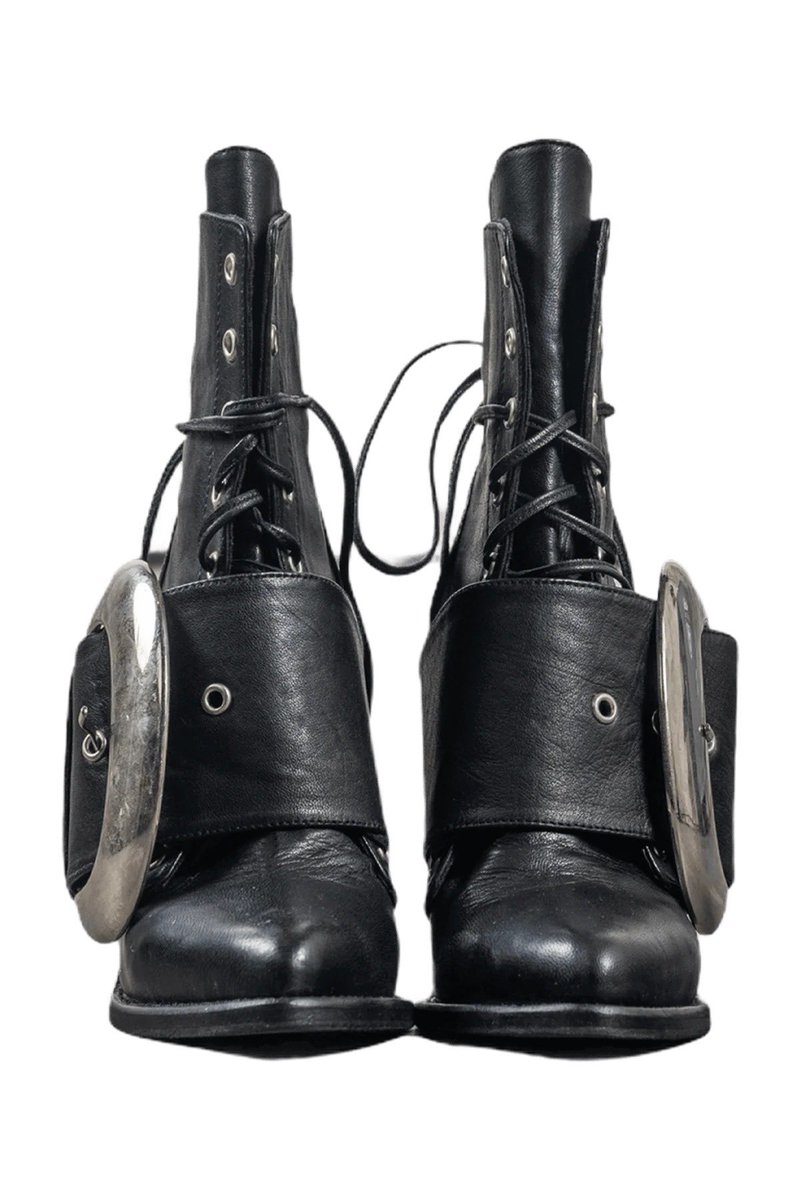 _joulian_'s tweet image. mark baigent, sotadic boots