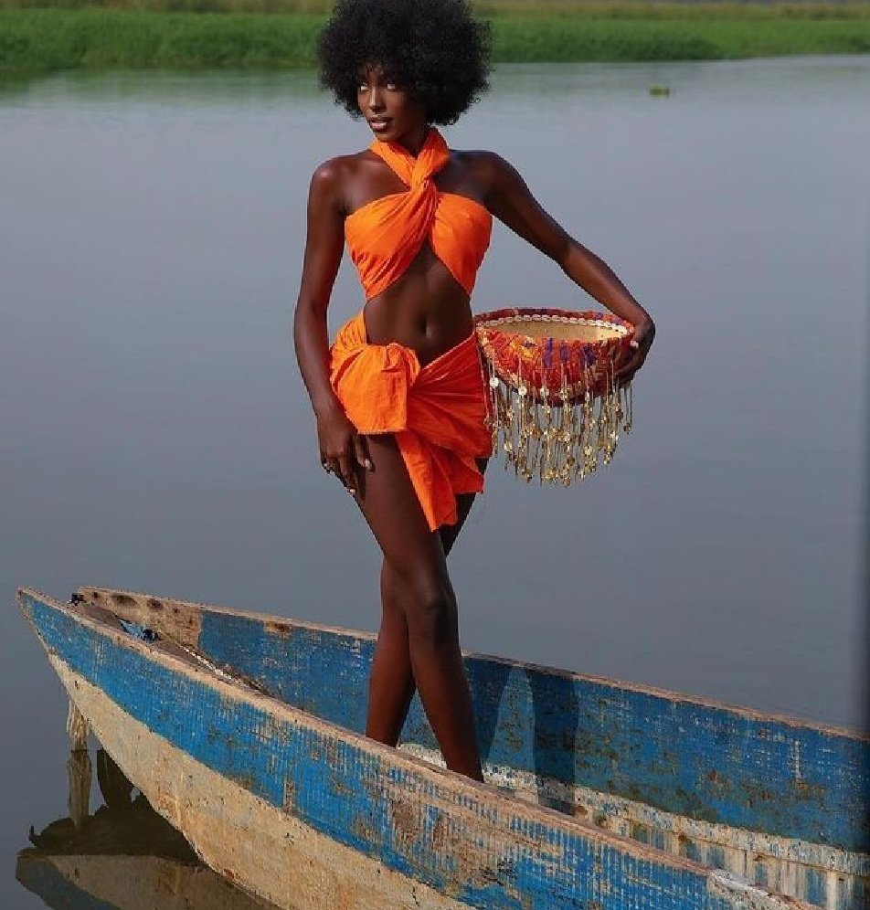 hername256's tweet photo. Ever wonder why they say black is beautiful look at me https://t.co/YULIBcMt1s