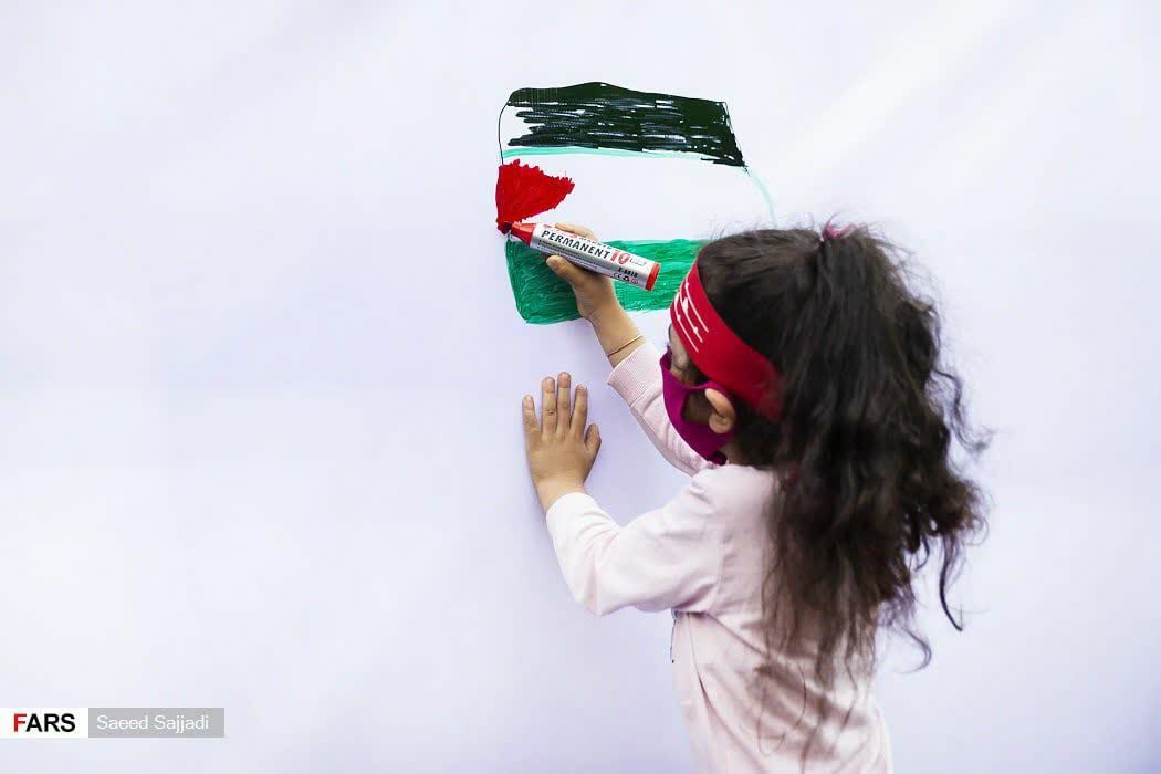 ghandeassall's tweet photo. أَيْنَ الْمُرْتَجىٰ لِإِزالَةِ الْجَوْرِ وَالْعُدْوانِ 

کجاست امید ما که ظلم و دشمنی را از بین ببرد. https://t.co/0TGsS6kJGP