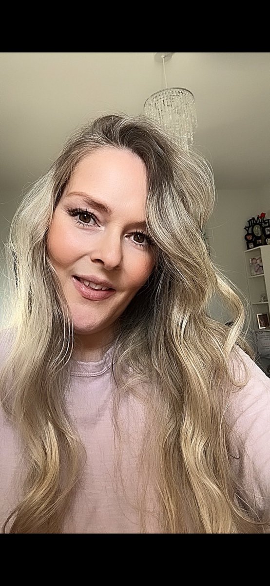 Goddess Findom Pay Tribute Big Blonde Hair Don’t Care