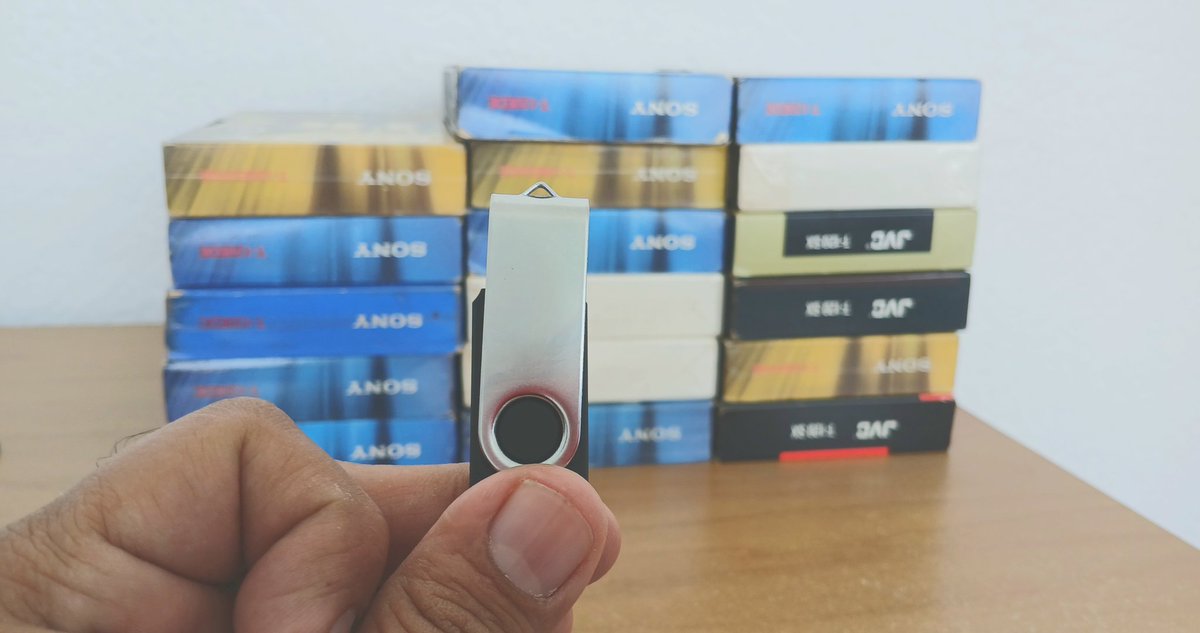 ECOSAP's tweet image. Concluimos!!! Todos estos casetes en una USB. Recuerdos que volveran a ser vistos. Ecos AP 993 143 8476