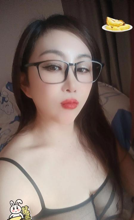 三通熟女少妇
地区：湖北省  -  武汉市
年龄：31-35岁
点击链接额获取联系方式：t.me/shufuya

熊又大又白，够骚够浪，三通特别爽，
喜欢骚熟女的直接冲，保证不后悔，有时间还会再去体验。