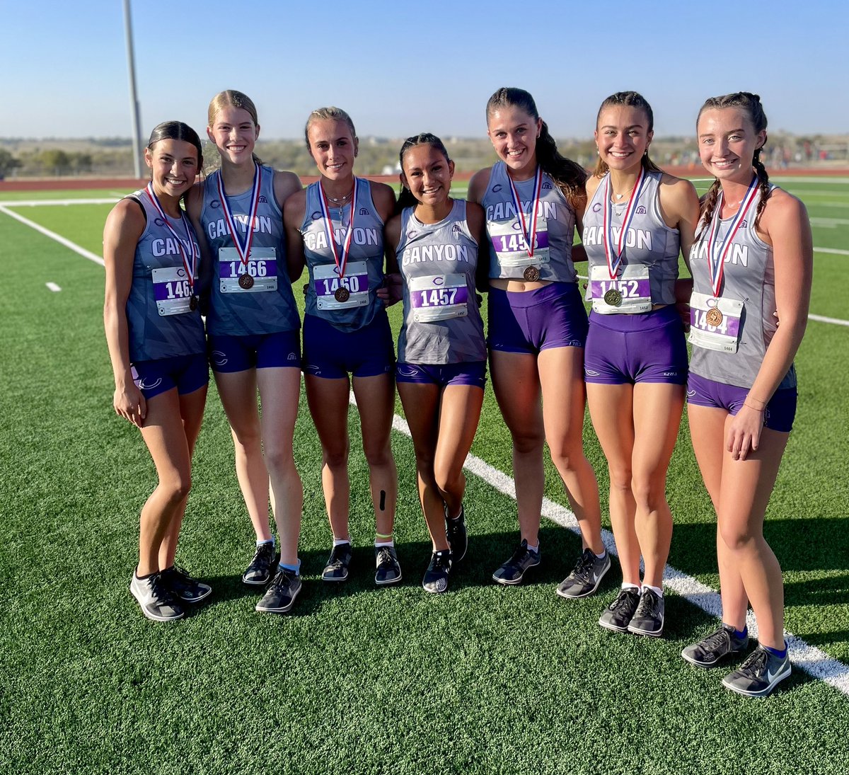Canyon1Eagle's tweet photo. Lady Eagle Cross Country
DISTRICT CHAMPS https://t.co/PKO2tFW5Mi
