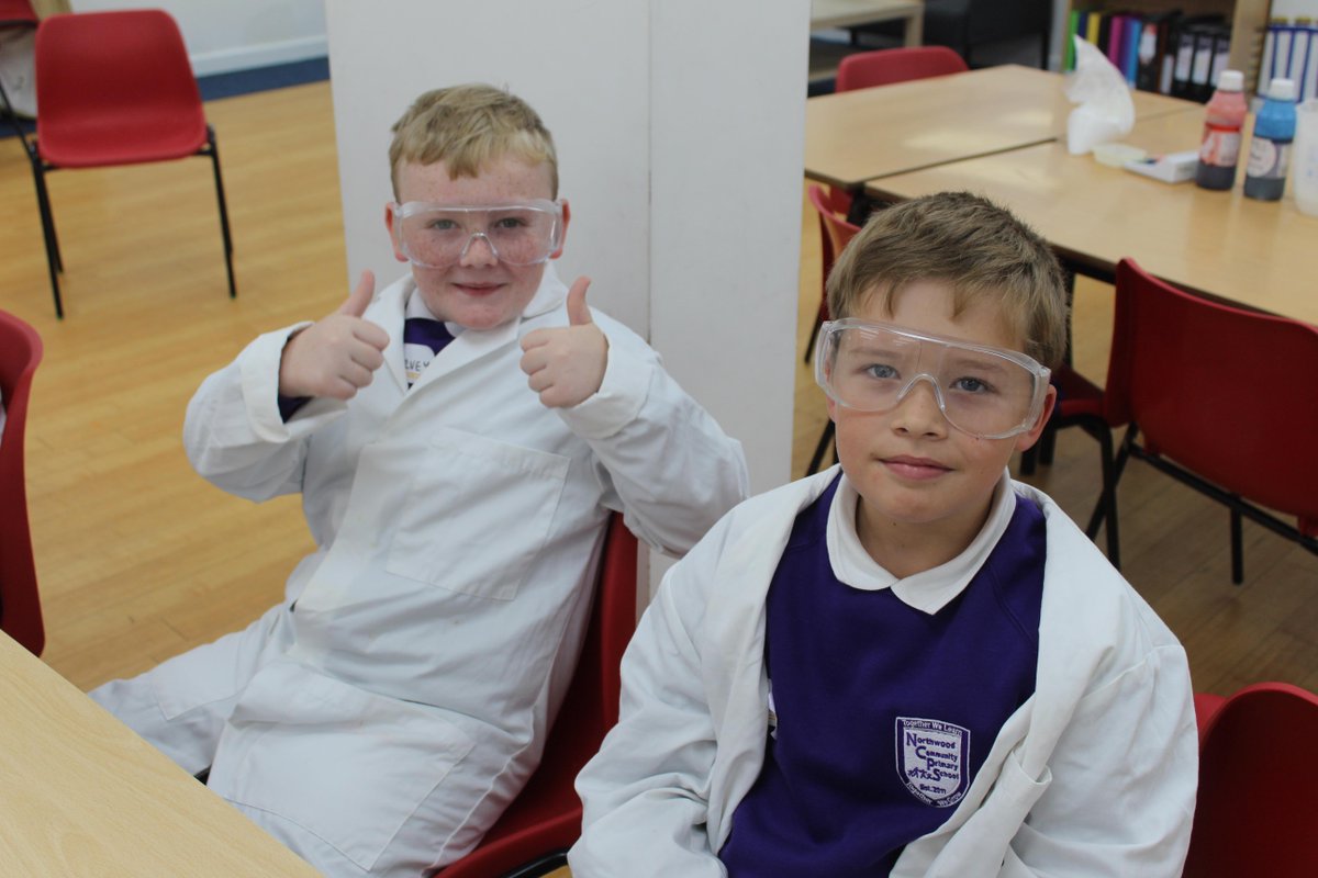 IntoUniversity's tweet photo. Primary Focus week has gone swimmingly at our Kirkby centre, where the students have explored all things Oceanography and Maritime 🌊 🐋 🔎
Thanks to the University of Liverpool who led the fascinating workshops!
#IUCommunity #IUImpact #IntoUniversity https://t.co/dweISqMC5E