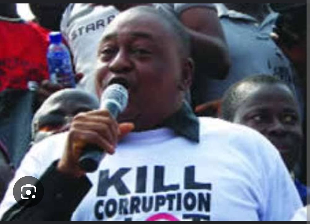 olasuls's tweet image. Where are these people now?