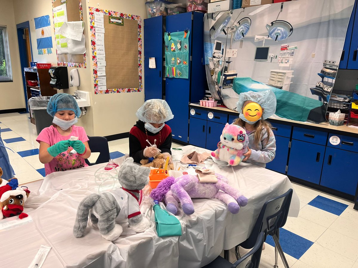 Belén Alvarado - Headband Teacher DLI (@belenalvarado4) on Twitter photo Human body unit wrap up! Our first grade DLI students had a blast on our DLI hospital, exploring with organs, taking care of their stuffies, performing surgery and classifying bones!
<a href="/UCPSNC/">Union County Public Schools</a> <a href="/IreneZamoraSoto/">Irene Zamora Soto</a> <a href="/roxanadefarfan/">Roxana de Farfan</a> <a href="/ParticipateLrng/">Participate Learning</a> Human body unit wrap up! Our first grade DLI students had a blast on our DLI hospital, exploring with organs, taking care of their stuffies, performing surgery and classifying bones!
<a href="/UCPSNC/">Union County Public Schools</a> <a href="/IreneZamoraSoto/">Irene Zamora Soto</a> <a href="/roxanadefarfan/">Roxana de Farfan</a> <a href="/ParticipateLrng/">Participate Learning</a>