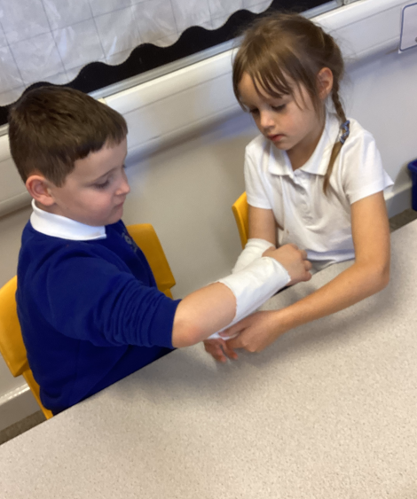 Miss Blocksidge tweet media