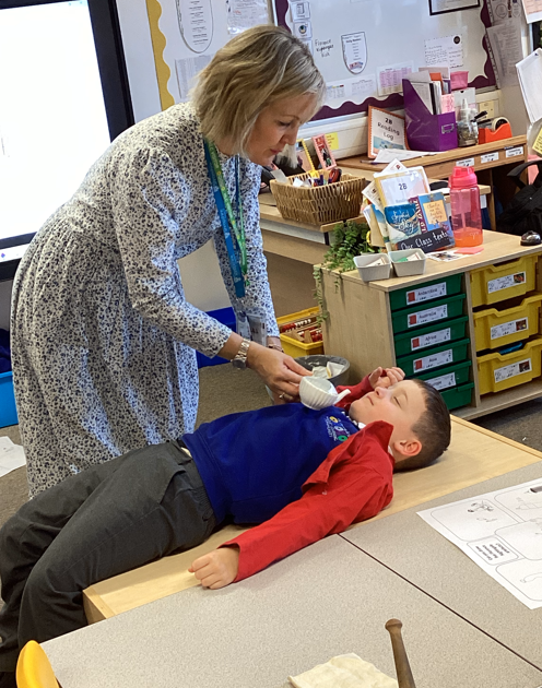 Miss Blocksidge tweet media