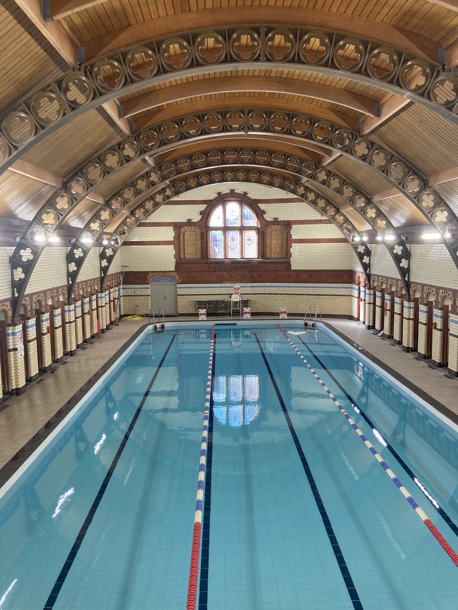 Sarah Julian tweet media