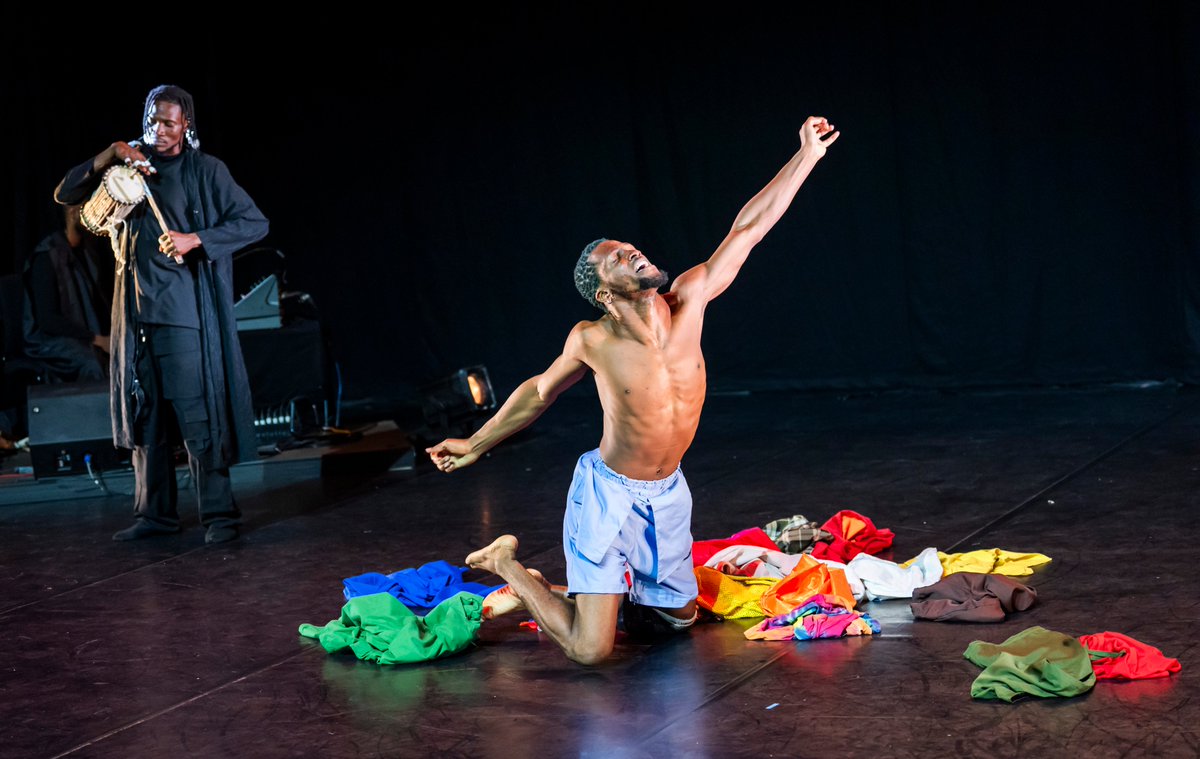 Dance Consortium (@danceconsortium) on Twitter photo A beautiful solo moment by Dominic Terfa Abella; just 1 of the many powerful solos, duets & ensemble pieces from this fantastic show by Nigeria’s groundbreaking #TheQDanceCompany!
See "Re:INCARNATION" tonight at <a href="/NewTheatreHull/">Hull New Theatre</a>
🎟️ danceconsortium.com/touring/qudus-…
📸 Tristram Kenton A beautiful solo moment by Dominic Terfa Abella; just 1 of the many powerful solos, duets & ensemble pieces from this fantastic show by Nigeria’s groundbreaking #TheQDanceCompany!
See "Re:INCARNATION" tonight at <a href="/NewTheatreHull/">Hull New Theatre</a>
🎟️ danceconsortium.com/touring/qudus-…
📸 Tristram Kenton