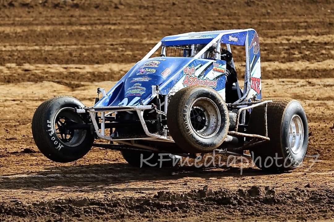 Last race of 2024 season tonight <a href="/kokomospeedway/">Kokomo Speedway</a> Klash 
<a href="/Tye_Mihocko/">Tyson</a> 
<a href="/jpmotorsports24/">Jamie&Michelle Paul</a>