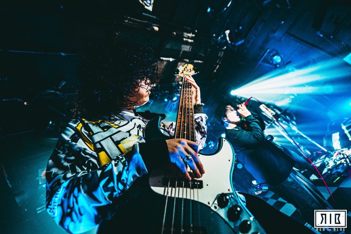 iso_bass's tweet photo. 渋谷サイクロンワンマン！あざした！

photo by @musicmagic3923 https://t.co/GAZyvs3b7O