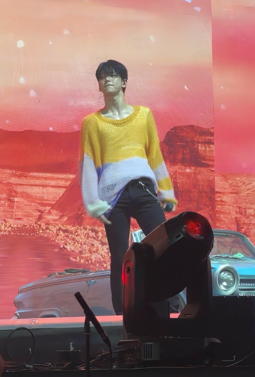 투바투 콘서트 가면 볼 수 있는
185cm 비율깡패 최수빈.