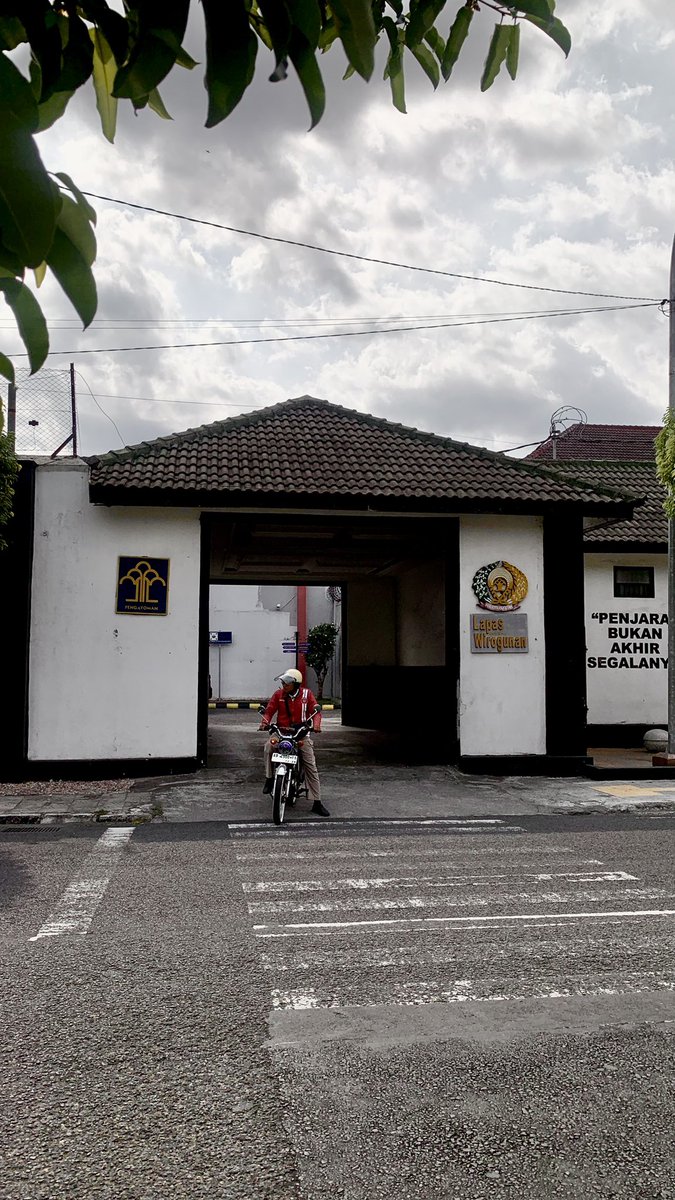 33 derajat celcius #jogja