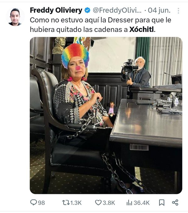 Alvarogabrielc8's tweet photo. @FreddyOliviery @XochitlGalvez @Garcimonero Calla payaso, y deja de distraer a la gente de la violencia real que sucede en México. Más de 500 muertos en lo que va el reciente sexenio, y de eso no dices nada. https://t.co/Yog25AMKma