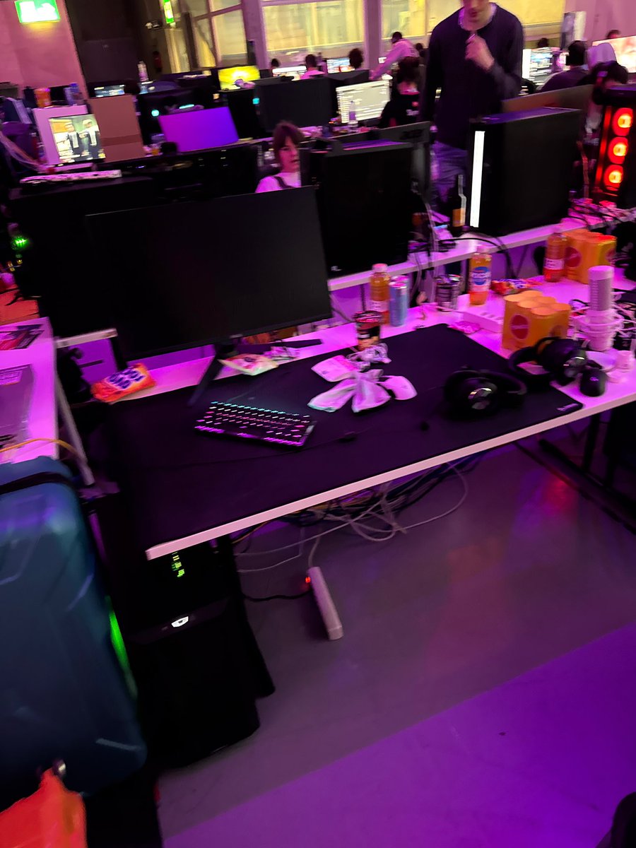 arrived on TCS Lan <a href="/TeamOblique/">Oblique</a> 🩷
