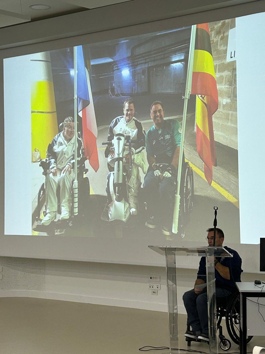 Plateforme MR AP-HP.Université Paris-Saclay (@rareparissaclay) on Twitter photo 💬 MOMENT FORT de la journée annuelle sur le thème du #sport dans les #maladiesrares : Témoignage de Julien Hugelé, membre de l'équipe de France de para tir sportif atteint de la syringomélie. <a href="/APHP/">Assistance Publique – Hôpitaux de Paris (AP-HP)</a> <a href="/Hopital_Bicetre/">Hôpital Bicêtre AP-HP</a> 💬 MOMENT FORT de la journée annuelle sur le thème du #sport dans les #maladiesrares : Témoignage de Julien Hugelé, membre de l'équipe de France de para tir sportif atteint de la syringomélie. <a href="/APHP/">Assistance Publique – Hôpitaux de Paris (AP-HP)</a> <a href="/Hopital_Bicetre/">Hôpital Bicêtre AP-HP</a>