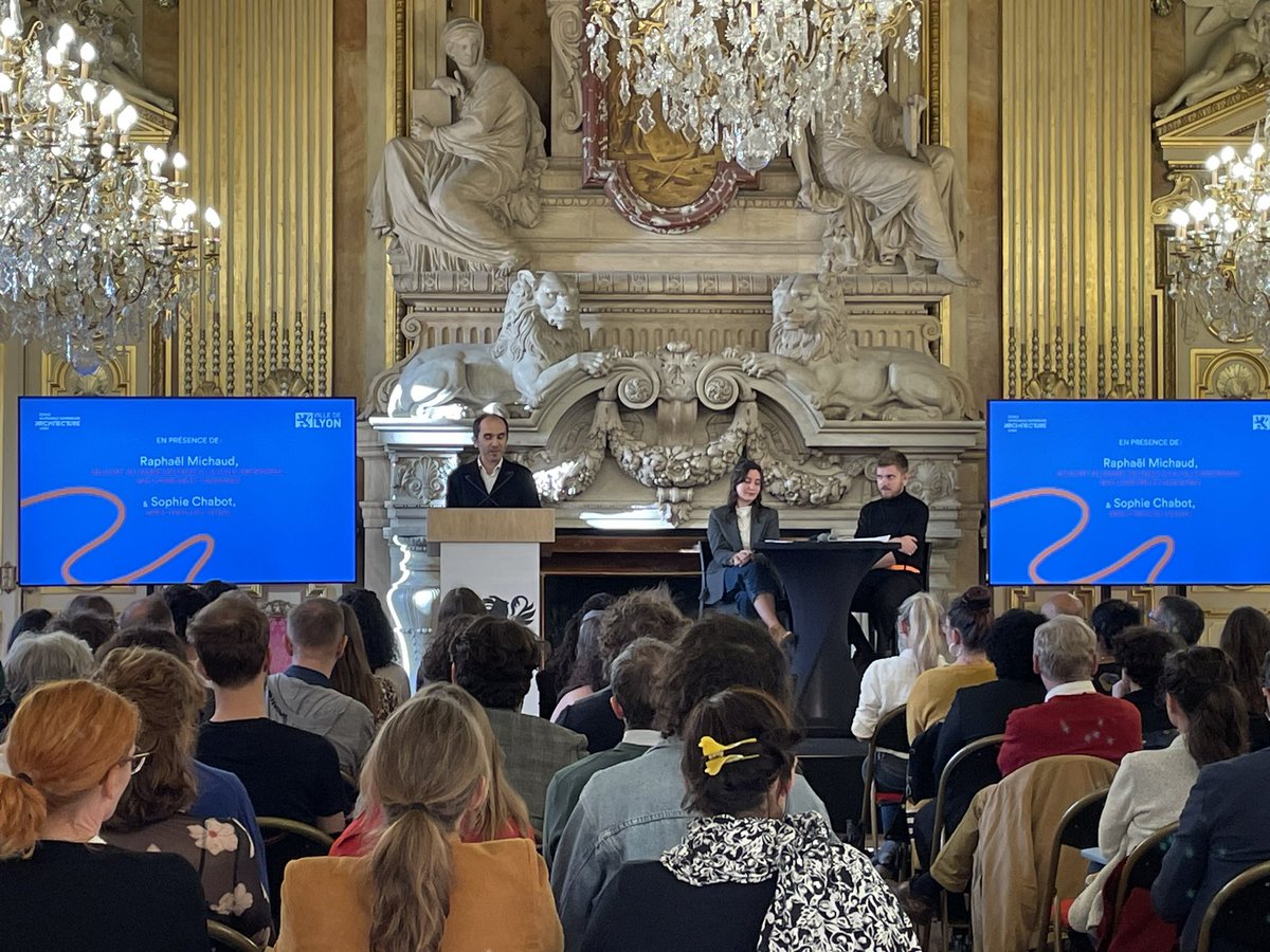ENSA Lyon (@ensalyon) on Twitter photo Prix de la jeune #architecture de la <a href="/villedelyon/">Ville de Lyon</a> édition 2023
Voici les lauréates !
Merci aux partenaires <a href="/SplConfluence/">Lyon Confluence (SPL)</a> <a href="/fpi_fr/">FPI France</a> <a href="/SACVL_/">SACVL</a> <a href="/groupeserl/">GROUPE SERL</a> @Raph_M_Lyon <a href="/architectes_ara/">Ordre des Architectes Auvergne-Rhône-Alpes</a> Prix de la jeune #architecture de la <a href="/villedelyon/">Ville de Lyon</a> édition 2023
Voici les lauréates !
Merci aux partenaires <a href="/SplConfluence/">Lyon Confluence (SPL)</a> <a href="/fpi_fr/">FPI France</a> <a href="/SACVL_/">SACVL</a> <a href="/groupeserl/">GROUPE SERL</a> @Raph_M_Lyon <a href="/architectes_ara/">Ordre des Architectes Auvergne-Rhône-Alpes</a>