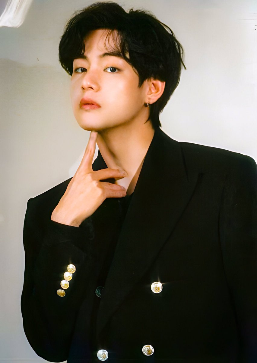 THV🎄 (@taehyungimpact) on Twitter photo 
