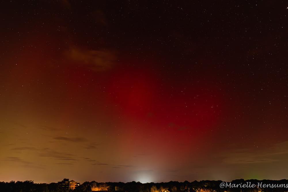 Een mooi hart ♥️ boven <a href="/GemeenteEmmen/">Gemeente Emmen</a> #noorderlicht 11 okt. 4 uur in de morgen.