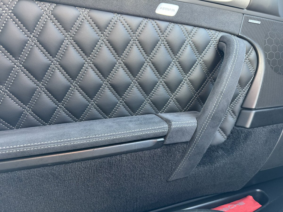 When you love your 997.2 and can’t bare to change it for a modern 911.

Rebuild and Restore to your own spec.