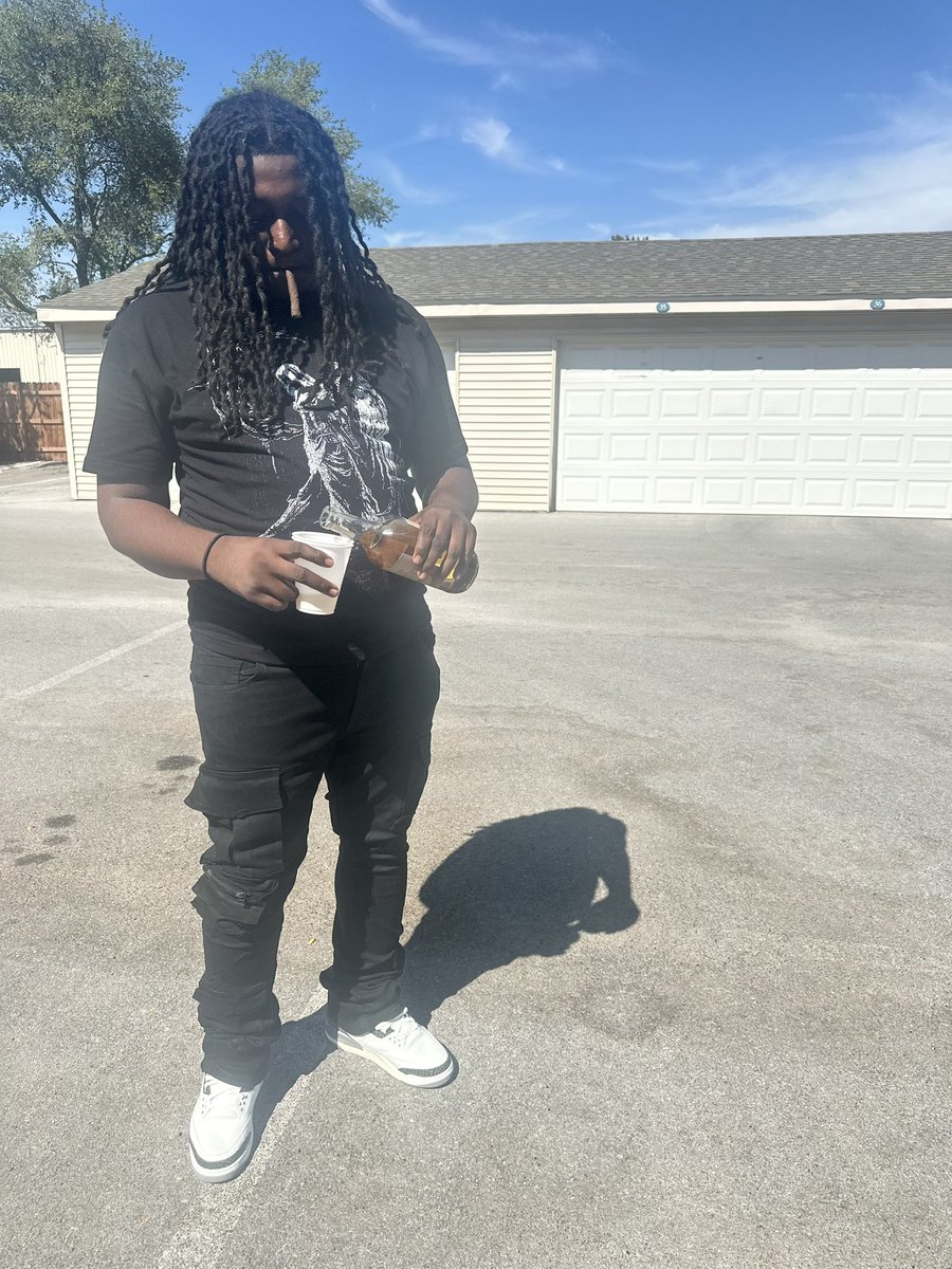 lilsteve2x's tweet photo. I prolly deserve to b da 💰 I waited longer den everybody⌛️ https://t.co/oy6YZWfwOi