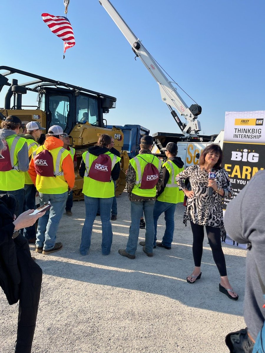 Just an average day <a href="/FOCTC/">CTC at Fort Osage</a>. Students <a href="/NUCA_National/">NUCA</a> KC Dozer Day with <a href="/fox4kc/">FOX4 News Kansas City</a> Kathy Quinn, Food Tasting <a href="/CampusGroundCTC/">Campus Grounds</a> , and a tour with <a href="/GV_Schools/">Grain Valley Schools</a> middle schools. What a great way to end the week!