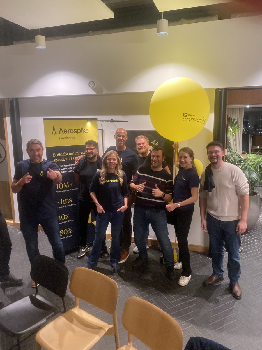 aerospikedb's tweet image. At last night’s #DataManagement meetup in Amsterdam, we had a full house! #Miro broke down what hypergrowth looks like and Behrad Babaee discussed how to achieve cache-level performance without needing to store data in RAM. Thanks to Miro for hosting such a great event! 🙌
