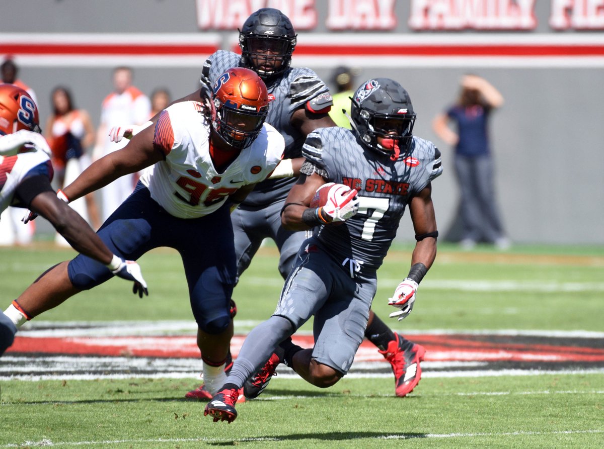 PackUniforms's tweet photo. Interesting Syracuse @ NCSU uniform trend. Saturday is the 5th game in C-F Stadium between the Pack &amp; Orange since 2015. Yet, only once has State worn a "traditional" look.

'15: Iron Wolf - W
'17: Iron Wolf - W
'19: Stealth Wolf - W
'21: White/Red/White - W
'24: #PackinBlack - ? https://t.co/tLvsUbQJEt