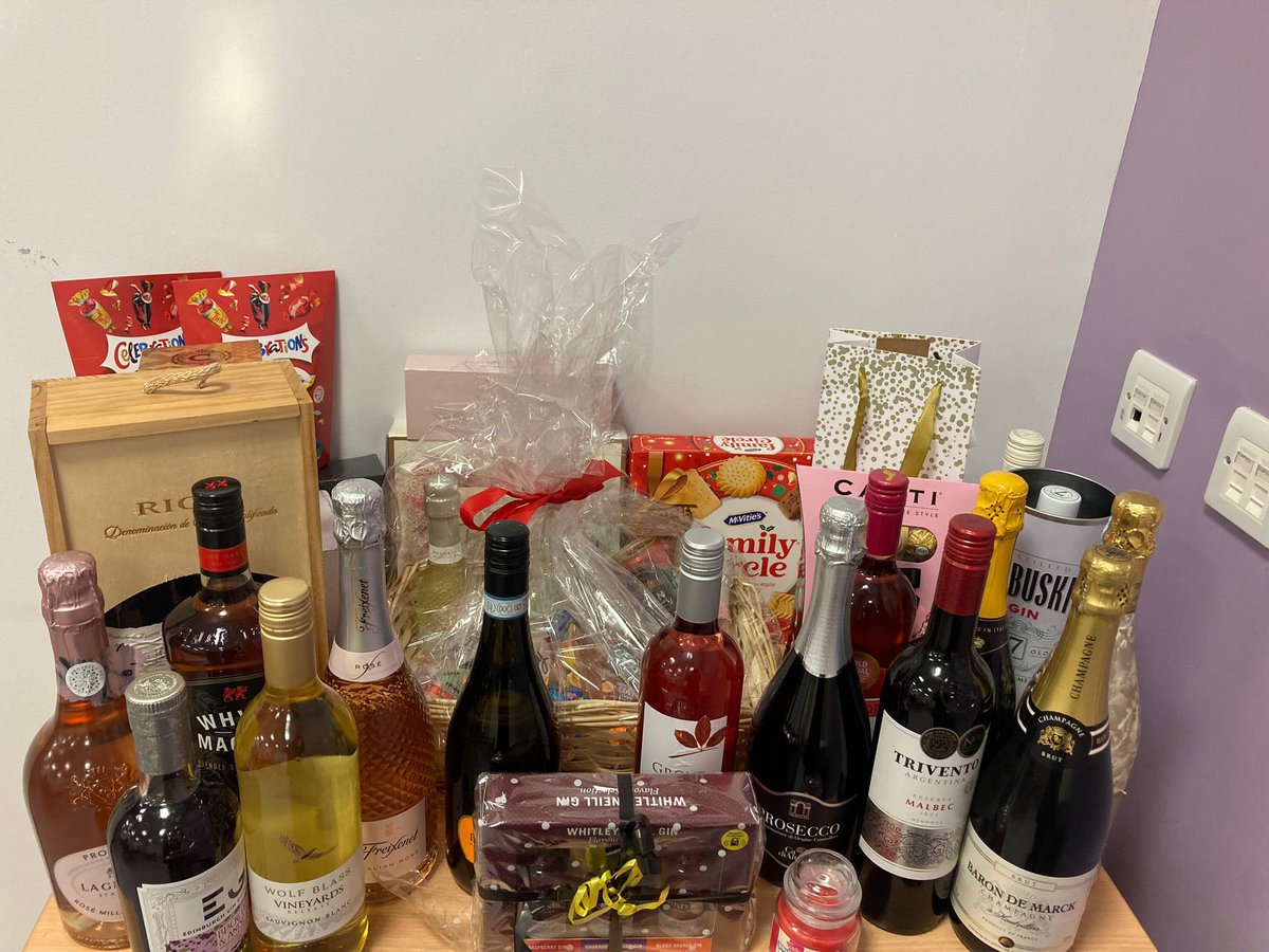 lynndougela's tweet photo. @CmhtCoatbridge great wee coffee morning £445.51 raised for @StAndrewHospice thanks to everyone who baked ate and bought raffles 🥰🥳 https://t.co/7vw6LhSLc9