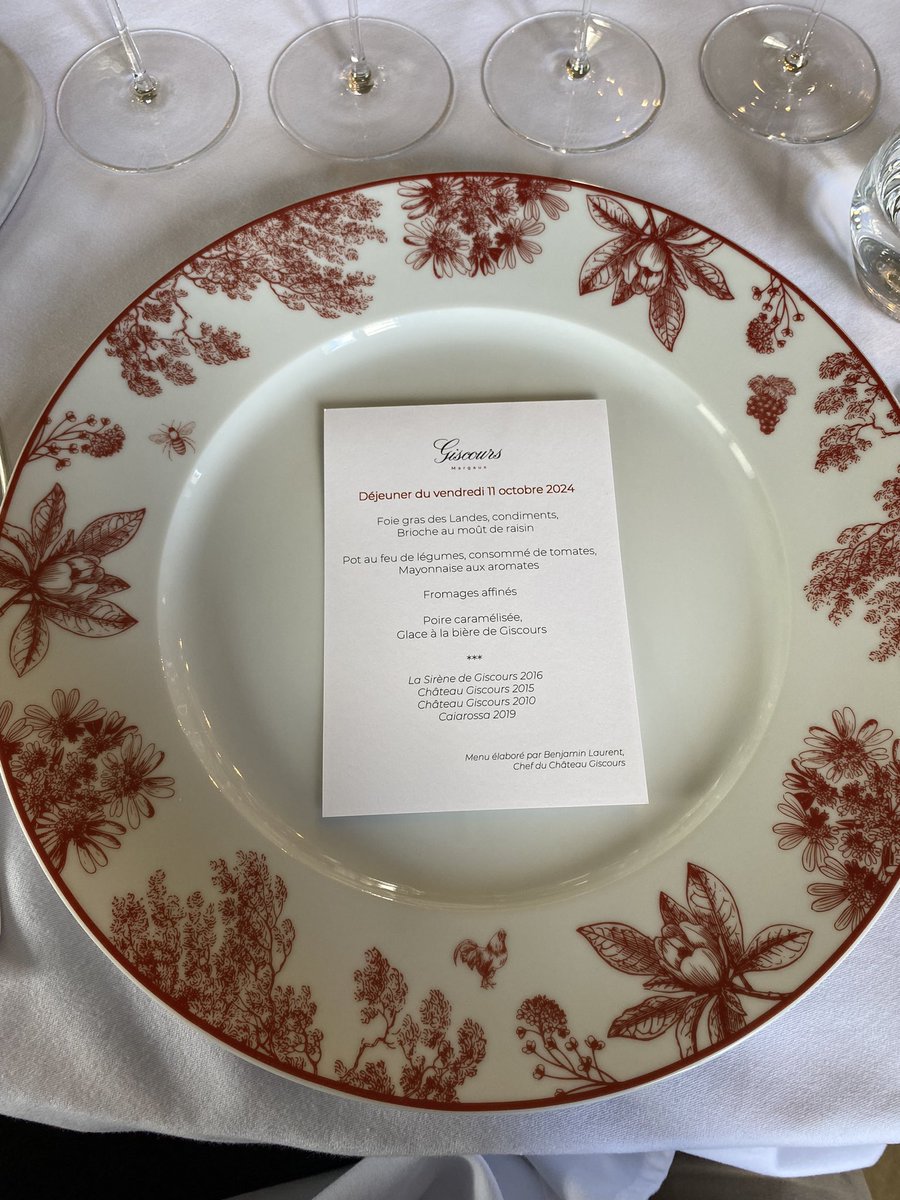 A warm welcome for the Ireland Team at #ChateauGiscours, Margaux. An insightful tasting of vintages spanning 2010-2020, incl. their 3rd Grand Cru Classé, followed by lunch. The best kind of research preparing for Saturday’s #WorldTastingChampionship in Bordeaux.