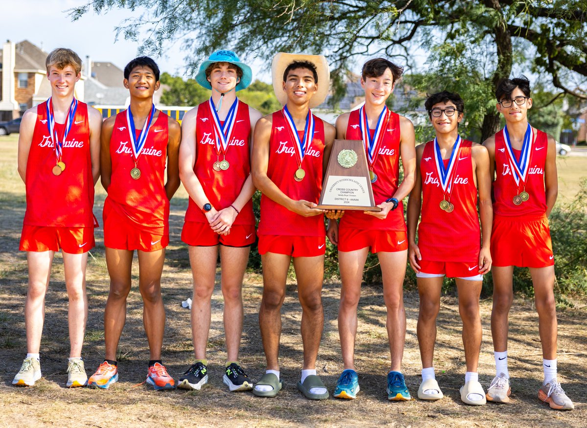 GCISD's tweet photo. On October 10, Colleyville Heritage High School and Grapevine High School cross country teams competed at the district championship. All four teams advanced to the UIL 5A Region I Championship! #WeAreGCISD

https://t.co/u4Rk6VRexR https://t.co/mqERLGZF5k