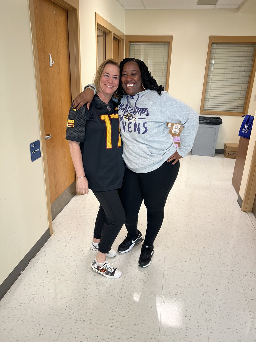Chris Robertson (@lvbesprincipal) on Twitter photo A staff divided this week! Ask your kiddos who they predicted to win the <a href="/Commanders/">Washington Commanders</a>/<a href="/Ravens/">Baltimore Ravens</a> game this weekend! The class with the correct score and winner gets a special prize! <a href="/LucyVBarnsley/">Lucy Barnsley</a> A staff divided this week! Ask your kiddos who they predicted to win the <a href="/Commanders/">Washington Commanders</a>/<a href="/Ravens/">Baltimore Ravens</a> game this weekend! The class with the correct score and winner gets a special prize! <a href="/LucyVBarnsley/">Lucy Barnsley</a>