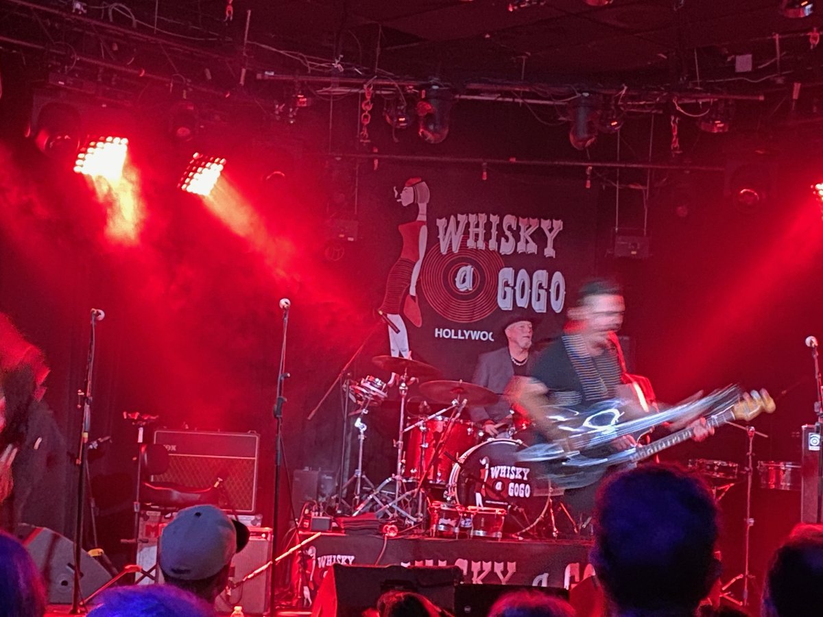 LewTempleActor's tweet photo. Great to see Ole' Texas Buddies @jessedayton #EricTucker perform  #TheHardWayBlues  @WhiskeyAGo_Go 
Go see them in Waco, TX tonite!!! https://t.co/JhUunhwrbv