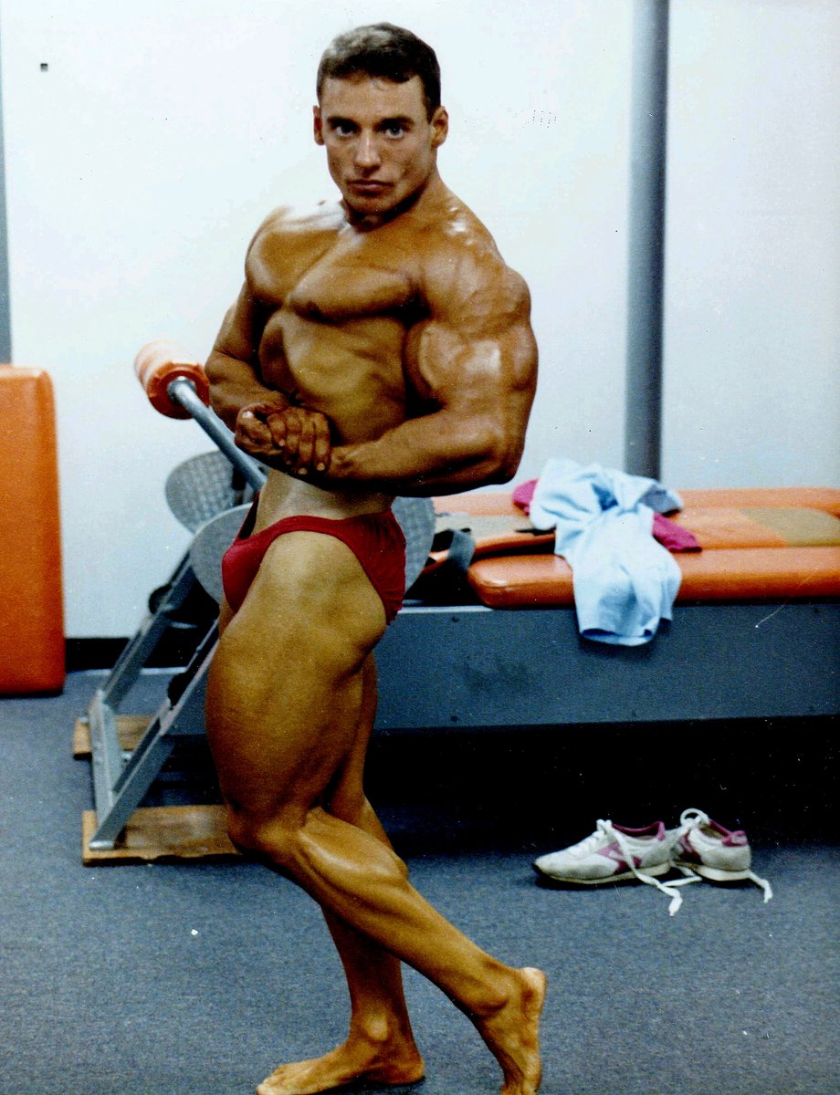 ValentinoGregg's tweet photo. #bodybuilding #workout #Olympia #Olympia #2024Olympia #teenagers #TEENBODYBUILDING #GreggValentino Gregg Valentino 19 years old Teenage Bodybuilding Champion 100% natural https://t.co/r9VfFVC1zn