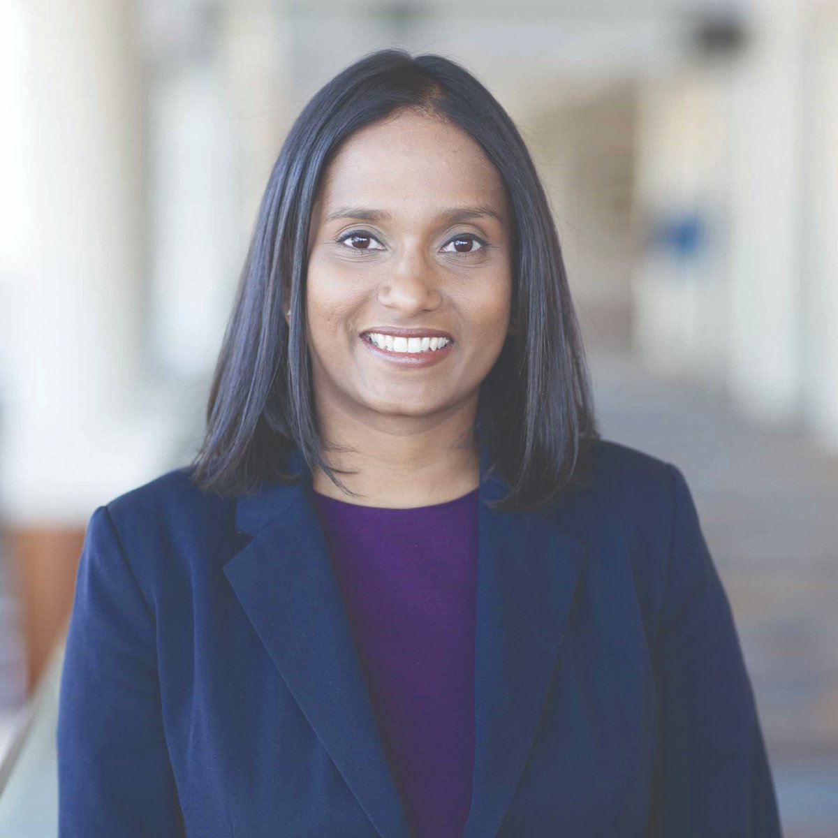 Renuga Vivekanandan, MD, professor and associate dean for clinical affairs, and an infectious disease expert, was interviewed by Parade Magazine to discuss the rise of the new XEC COVID-19 variant. 

parade.com/health/top-cov…