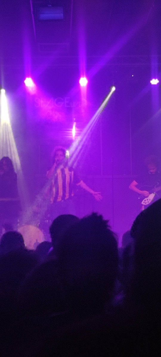 Después de lo de <a href="/alcalanorton/">Alcalá Norte 🫵🏻</a> de esta noche, y esa camiseta de <a href="/BarakaldoCF/">Barakaldo C.F.</a>, lo siguiente es una entrevista para <a href="/lacabila_baraka/">La Cábila</a>