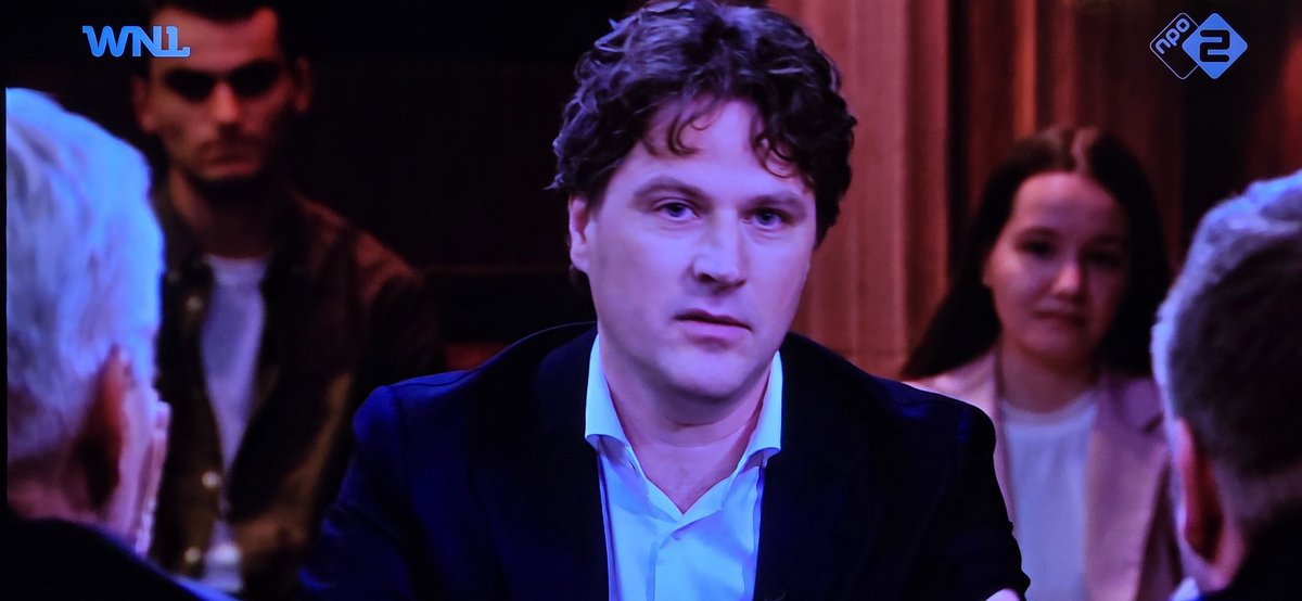 Verstandige taal van Henri #Bontenbal. Hij is de symboolpolitiek van Faber en haar ellenlange gehannes rond de Noodwet (het instrument is nu tot doel verheven; dat is fout!) en de opt-out meer dan beu. We slaan daarmee 'n pleefiguur in 't buitenland. 

Zo is dat! #cafekockelmann