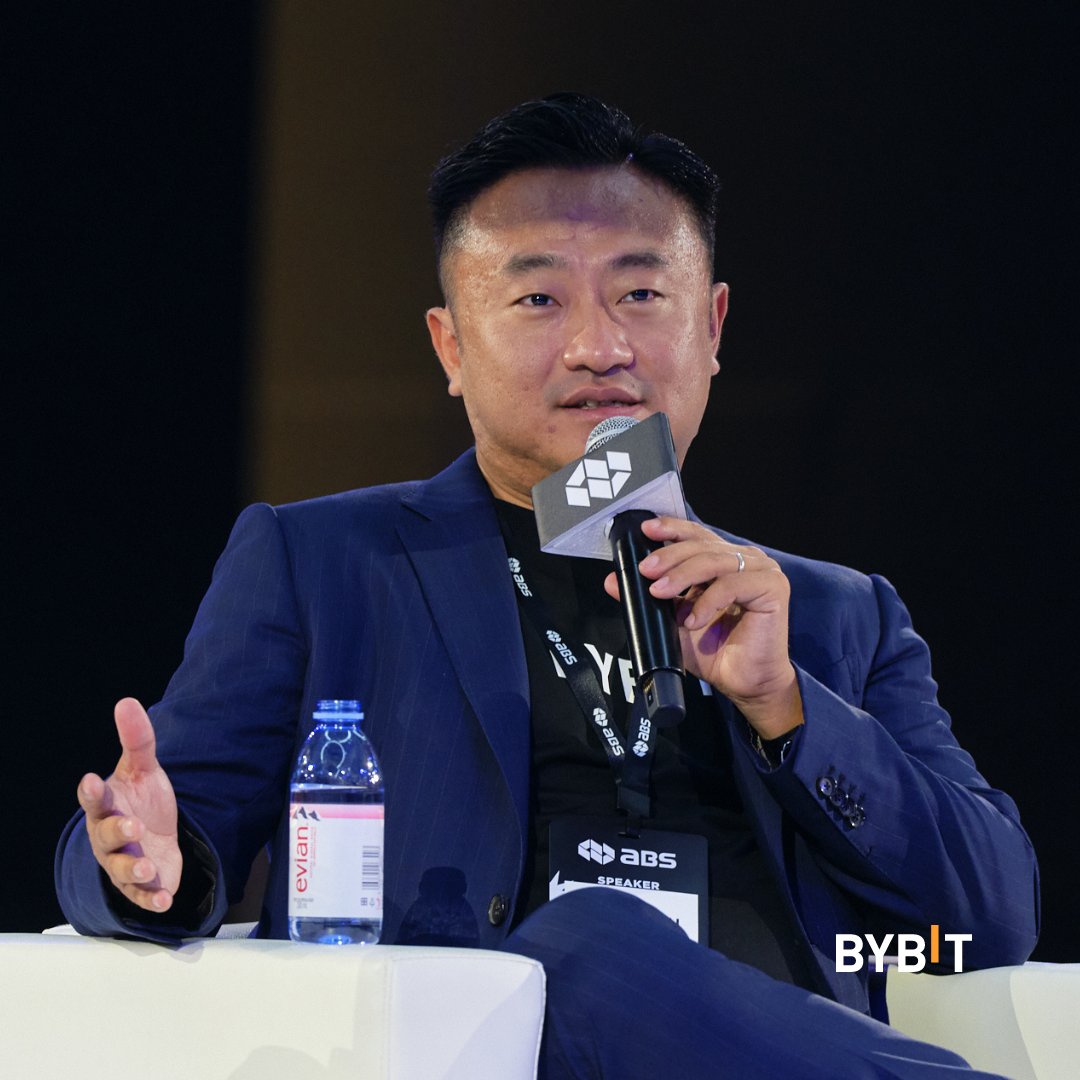 AnnaBybit's tweet photo. Big respect to the visionary behind Bybit! Proud to be part of a platform thatβs changing the crypto game. ππ«Ά
#BybitFam #ByBUIDLERs #BenZhou https://t.co/jvpig1yjA2