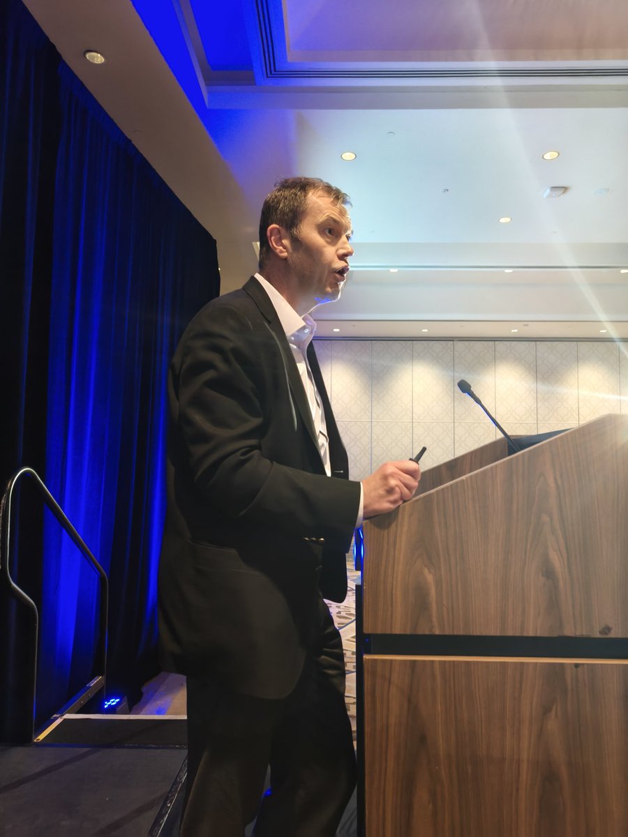 daniela_oaks's tweet photo. Julius Yevdash @uiowa, one of the winners of the popular vote in the #TraineeSession on making a model of #uveal melanoma in zebrafish π and @AndrewEAplin @JeffersonUniv on the mechanisms of dormancy in #uvesl melanoma. Overall a great session! @SocietyMelanoma (3/3) https://t.co/Yb5lHXZ5PE