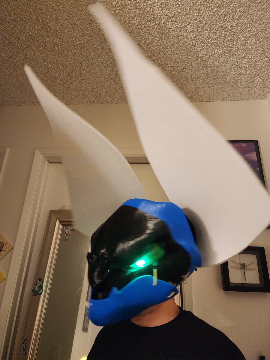 PeepAngelic's tweet photo. Working on a bat fursuit based off the character spawn.  Hopefully i can finish the head before #blfc 
#FursuitFriday #fursuitmaker #Spawn https://t.co/IuPEjOtpXG
