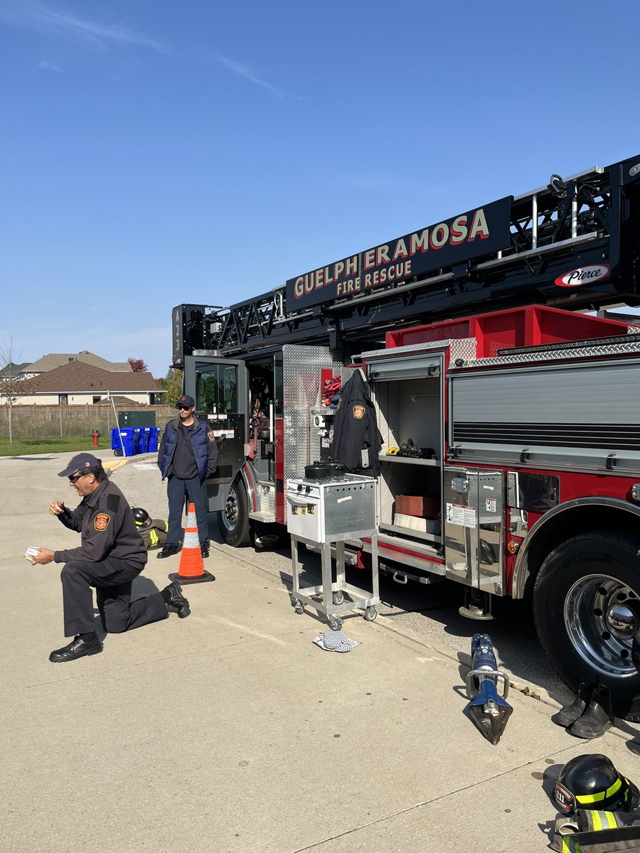 Thank you <a href="/GuelphEramosaFD/">Guelph Eramosa FD</a> for coming out to teach us about fire safety! 🤍💚
