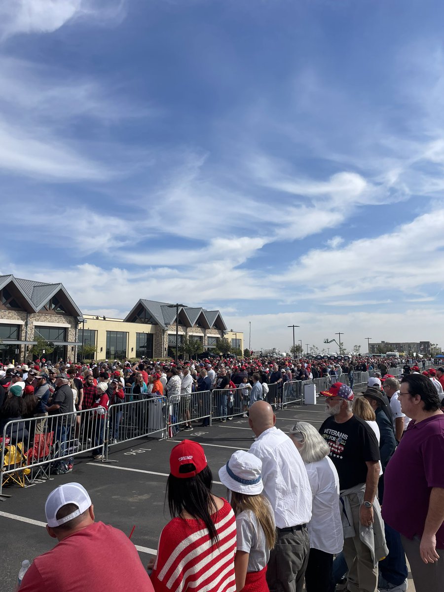 meganululani's tweet image. My colleague @SethKlamann and I are in Aurora, covering the Trump rally live. 

I’m out and about chatting with folks waiting to enter before the rally starts at 1 p.m. 

Visit @denverpost to follow our updates.