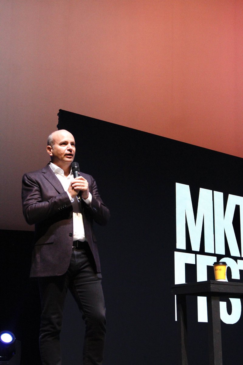 “Las marcas que cuentan historias son las marcas exitosas” 🍟⭐️

- Santiago Blanco, Chief Marketing and Digital Officer en Arcos Dorados/McDonald’s 🍔🤩