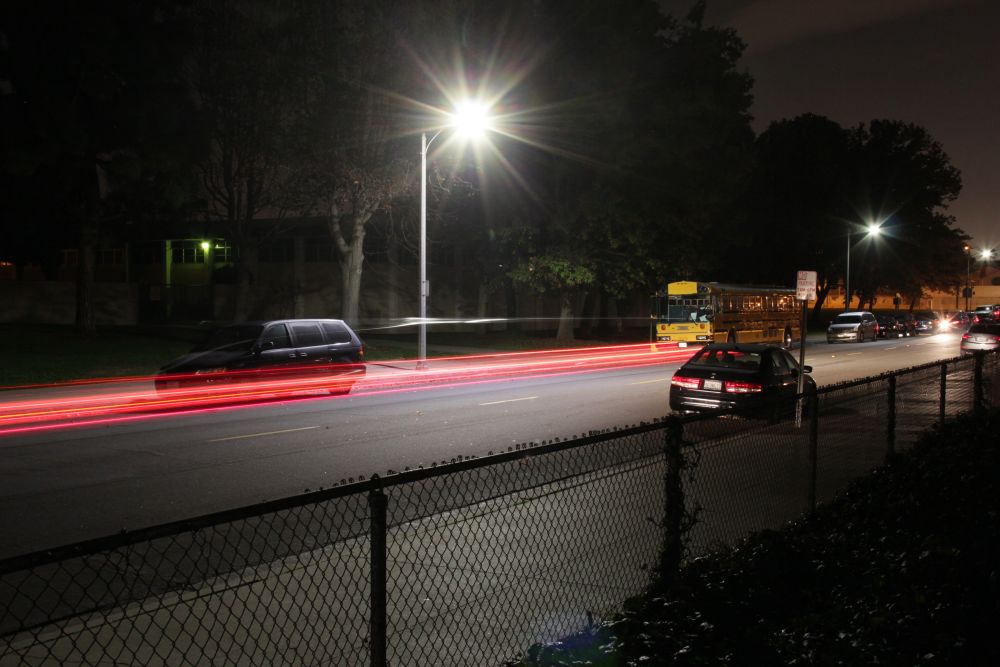 LEDtronicsUSA's tweet photo. LED street lights offer several advantages: #EnergyEfficiency: up to 75% less energy. Lifespan: Last up to 5 times longer. Environmentally Friendly: No harmful chemicals &amp; lower carbon footprint. Instant On/Off: No warm-up time.

#SmartCities #SafetyFirst #streetlight https://t.co/hEfd8oNV8U