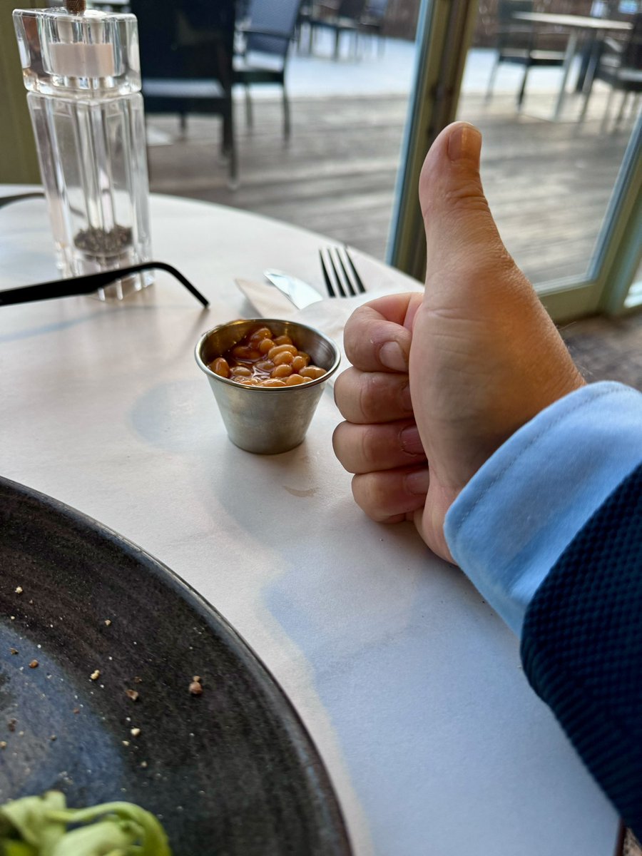 Optional add on portion of beans…. That’ll be £1 sir….     
About 10p per bean by the looks of this!

Bargain!