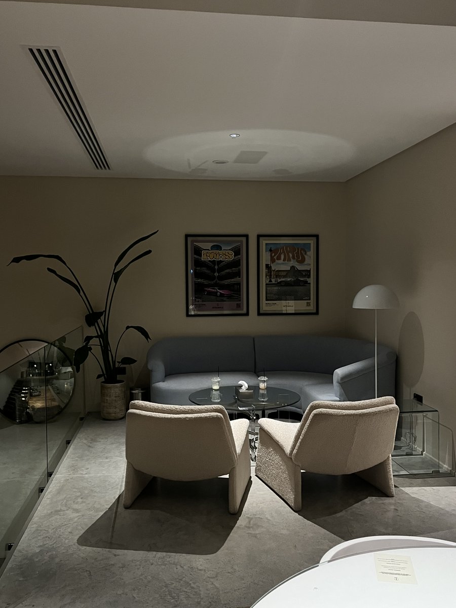 IsssaHs's tweet image. Memorable night