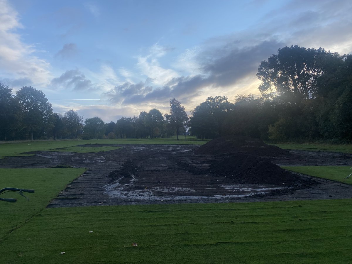 Pollok golf club (Greens) tweet media
