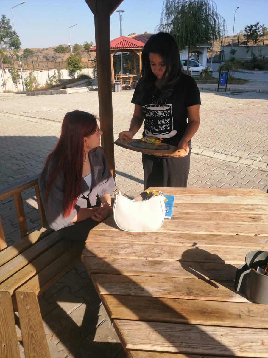 CorumKYGM's tweet photo. 📍GSB Sungurlu Öğrenci Yurdu

📌Her kız çocuğu başarılarıyla kendi hikayesini yazma gücüne sahiptir. Başardıklarıyla kendi hikayesinin başrolü olan kızlarımızın Dünya Kız Çocukları Günü Kutlu Olsun!🌸✨🌺 https://t.co/tcqBYaBwvd