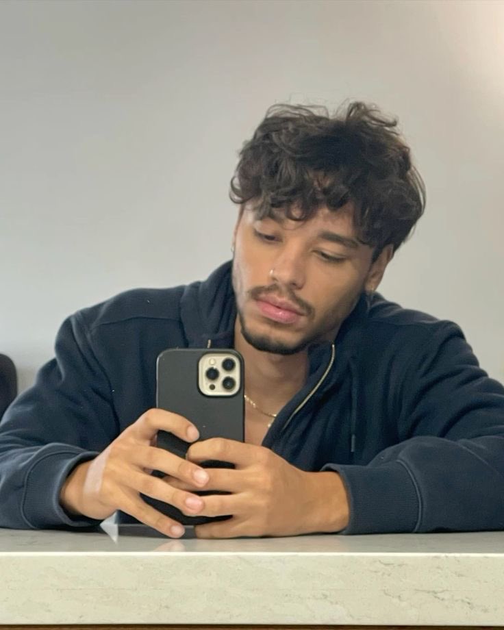 chico 🕷️ tweet media